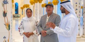 رئيس وزراء توفالو يزور جامع الشيخ زايد الكبير في أبوظبي - اتش دي كورة